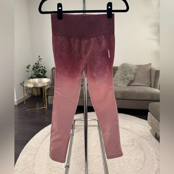 Pink Workout leggings size medium and large NWT - Picture 5 of 11